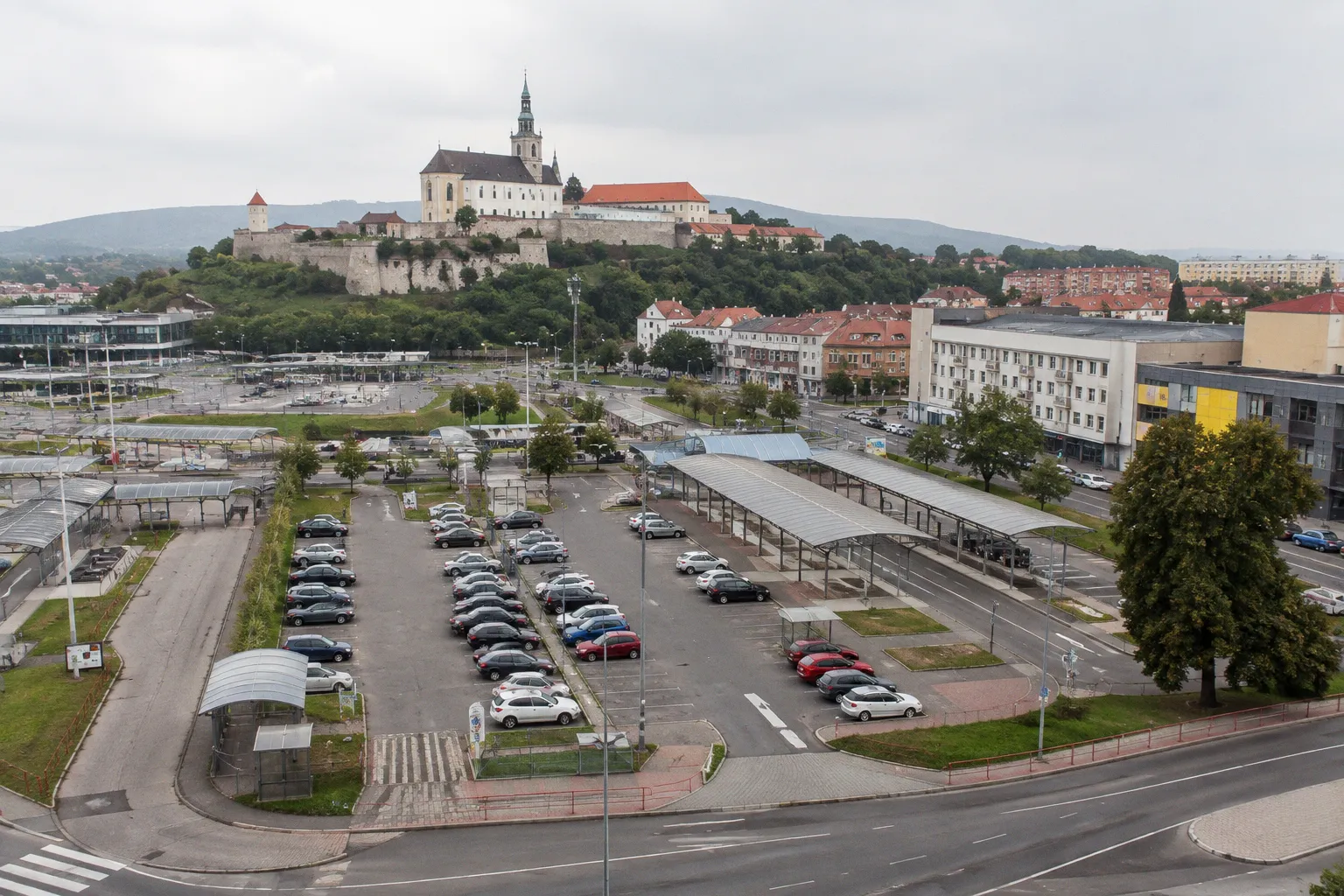 Location de voiture à Nitra (Slovaquie) : guide pratique