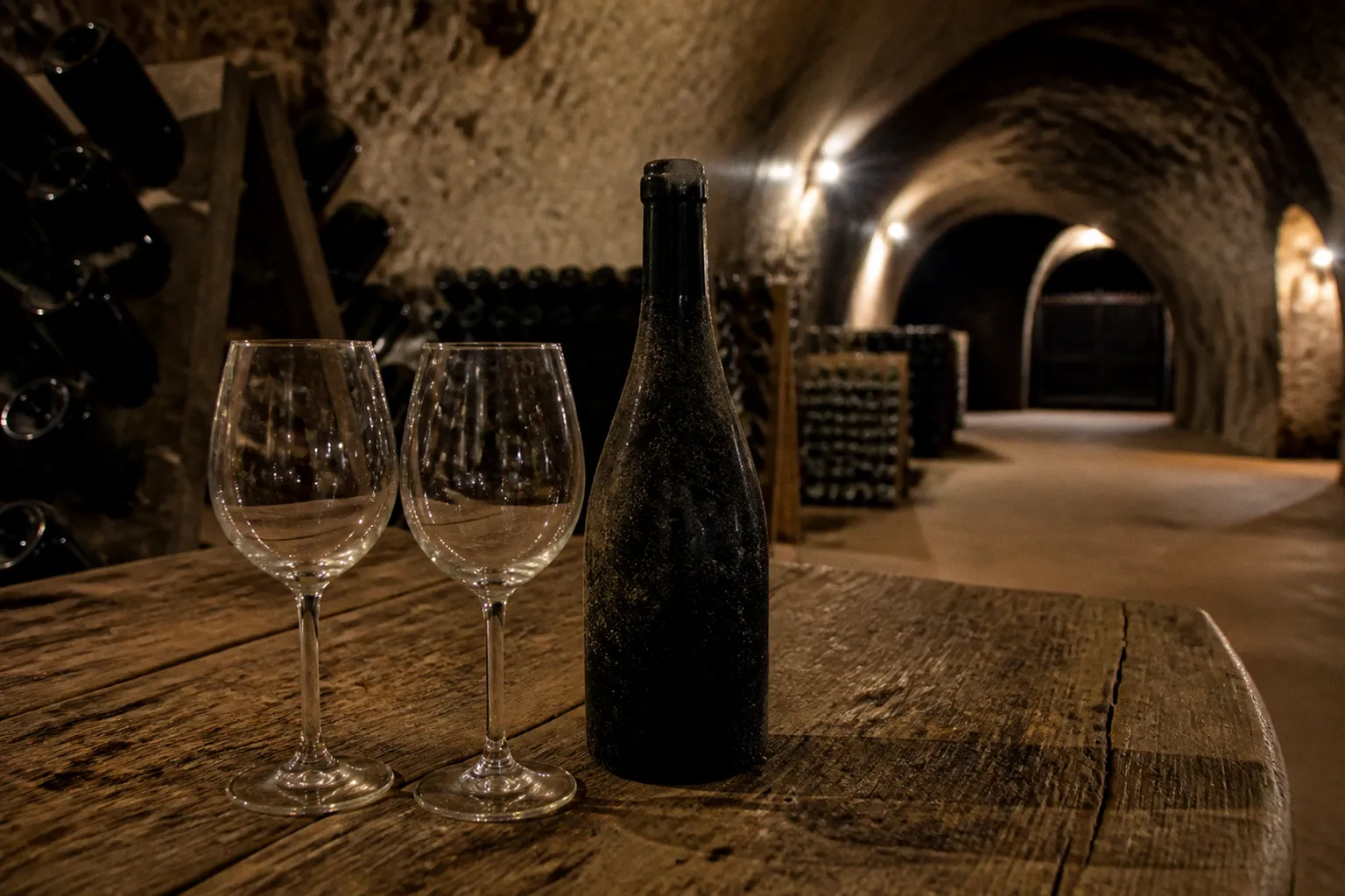 Visite de cave en Champagne : grande maison ou vigneron ?